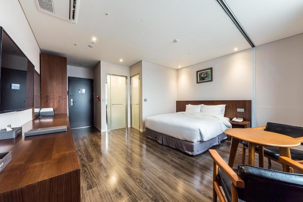 Cs Premier Hotel Seul Esterno foto